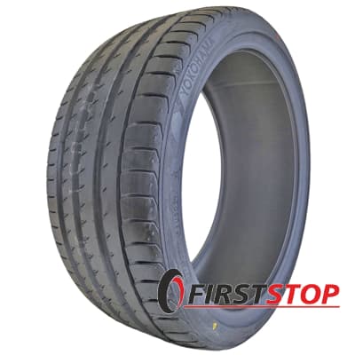 Yokohama Advan Sport V105E 285/40 R19 107Y XL *